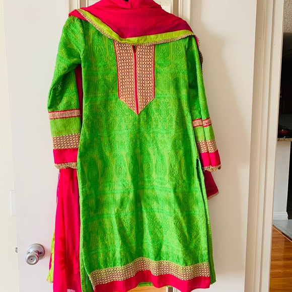 Beautiful 3 piece salwar kameez Indian pakistani - Picture 1 of 7